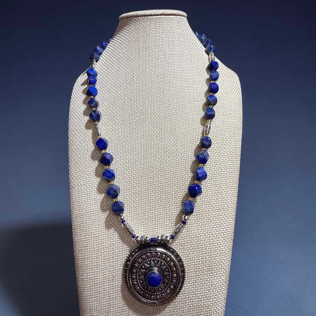 Full Circle In-laid Lapis Lazuli Tribal Necklace